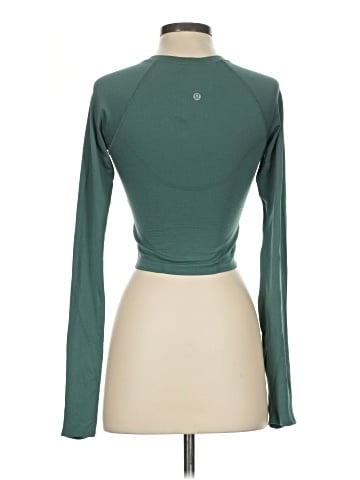 Lululemon Athletica Long Sleeve T-Shirt (view 2)