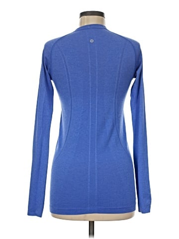 Lululemon Athletica Long Sleeve T-Shirt (view 2)