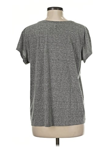 Rivet & Thread Short Sleeve T-Shirt (view 2)
