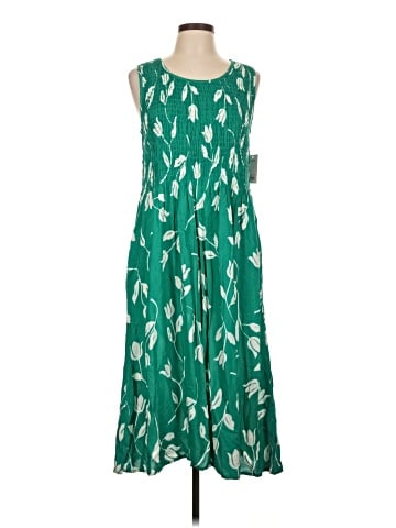 Croft & Barrow Casual Dress (view 1)