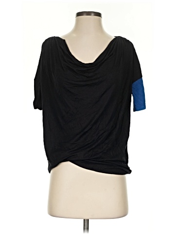 Under.ligne Short Sleeve T-Shirt (view 1)