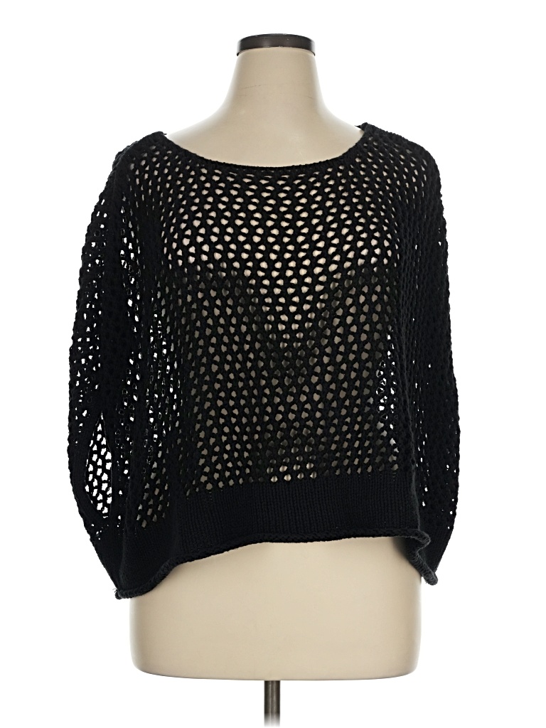 Pre-owned Torrid Pullover Sweater In Black
