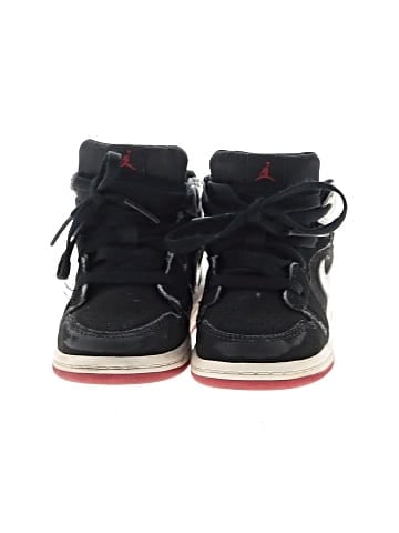 Air Jordan Sneakers (view 2)