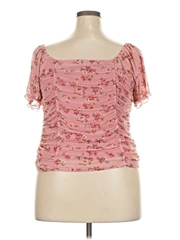 Almost Famous Short Sleeve Top (view 2)