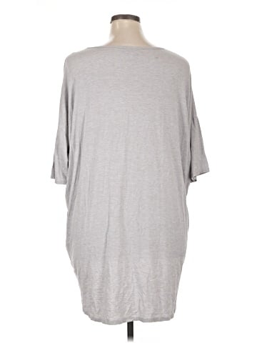 Lularoe 3/4 Sleeve T-Shirt (view 2)