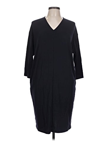 Uniqlo Casual Dress (view 1)