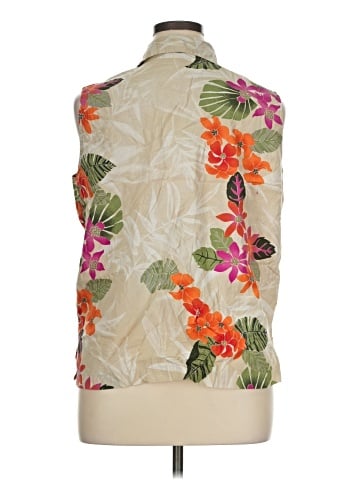 Karen Scott Sport Sleeveless Button-Down Shirt (view 2)