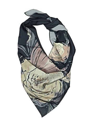 Kim + Ono Scarf (view 1)