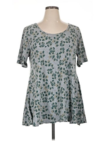 Lularoe Short Sleeve T-Shirt (view 1)