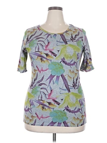 Lularoe Short Sleeve T-Shirt (view 1)
