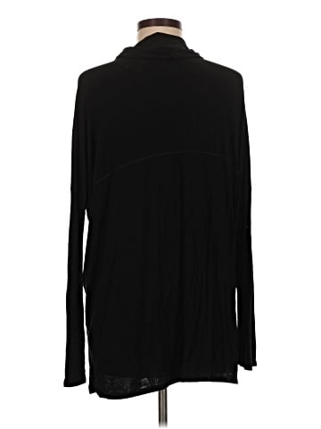 Bordeaux Long Sleeve Turtleneck (view 2)