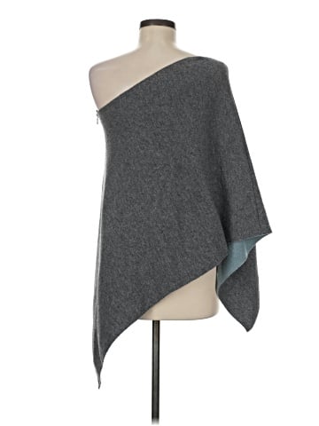 Nardi & Tagliaferri Poncho (view 2)