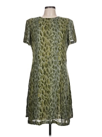 Liz Claiborne Casual Dress (view 1)