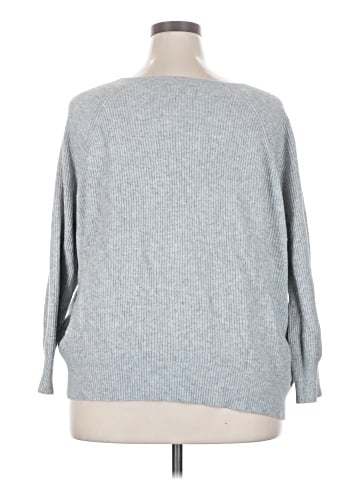 Old Navy Pullover Sweater (view 2)