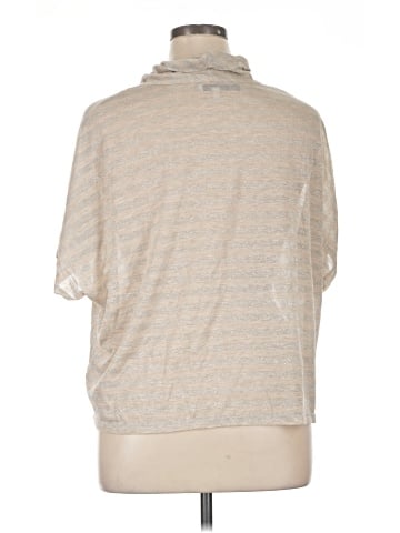 Jennifer Lopez Short Sleeve Top (view 2)