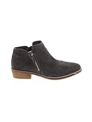 X-Appeal Ankle Boots (view 1)