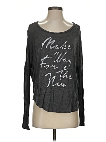 Abercrombie & Fitch Long Sleeve T-Shirt (view 1)