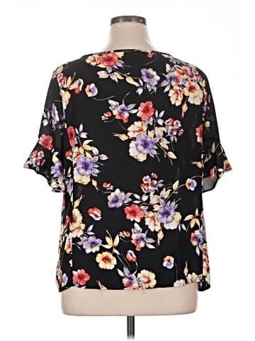 Liz Claiborne Career Short Sleeve Blouse (view 2)