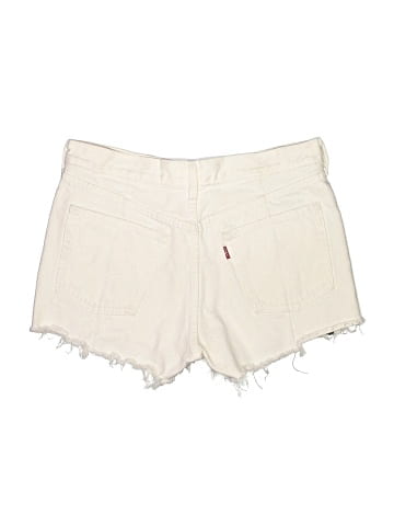 Levi's Shorts (view 2)