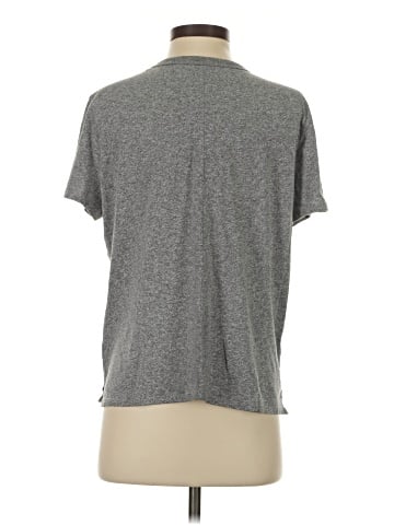 Old Navy Active T-Shirt (view 2)