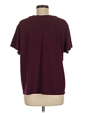 Victoria's Secret Short Sleeve T-Shirt (view 2)