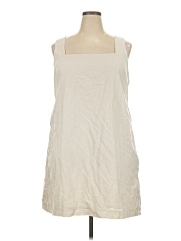 Abercrombie & Fitch Casual Dress (view 1)