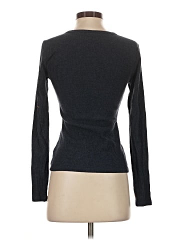 Old Navy Pullover Sweater (view 2)