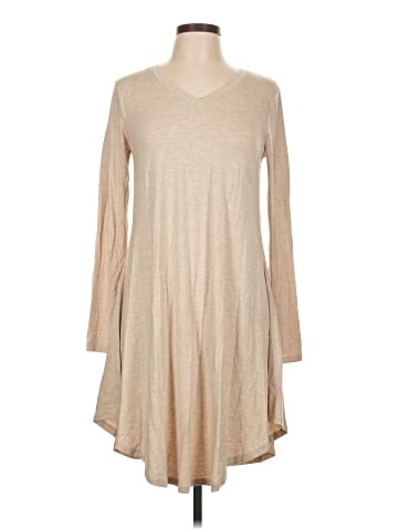 Kate & Mallory designs Casual Dress (view 1)
