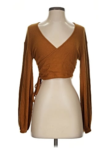Urban Outfitters Pullover Sweater (view 1)