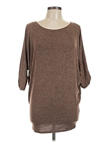 Assorted Brands 3/4 Sleeve Top (view 1)