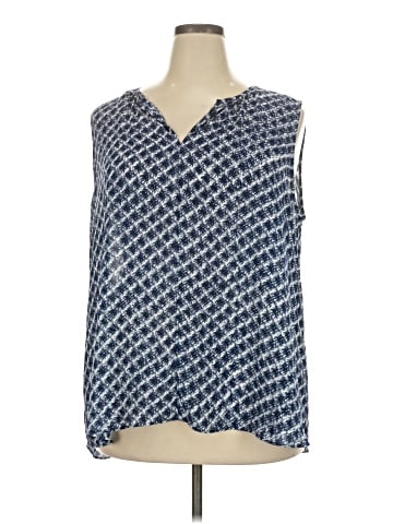 a.n.a. A New Approach Sleeveless Blouse (view 1)