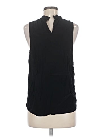 Chelsea28 Sleeveless T-Shirt (view 2)
