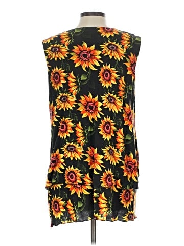 North Style Sleeveless Blouse (view 2)