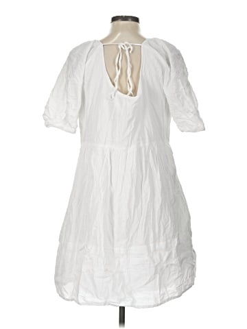 Old Navy Casual Dress (view 2)