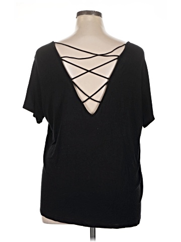 Charlotte Russe Short Sleeve Top (view 2)