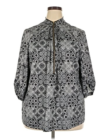 Robert Louis Kimono (view 1)