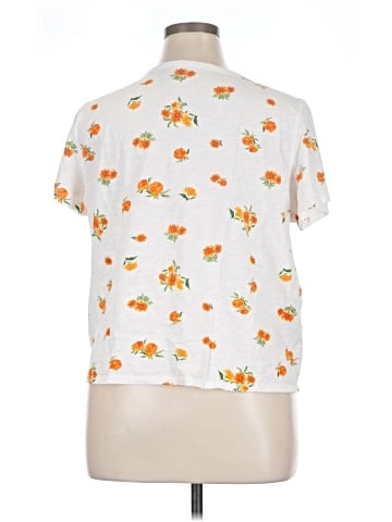 Old Navy Short Sleeve T-Shirt (view 2)