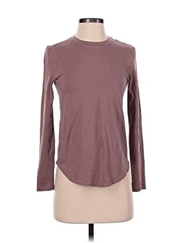 Lululemon Athletica 3/4 Sleeve T-Shirt (view 1)