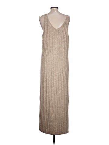 Universal Thread Casual Dress (view 2)