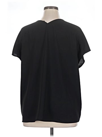 Uniqlo Short Sleeve Blouse (view 2)
