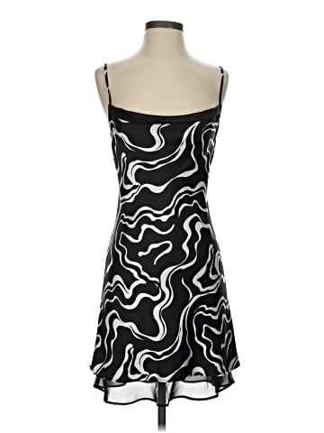 Forever 21 Cocktail Dress (view 1)