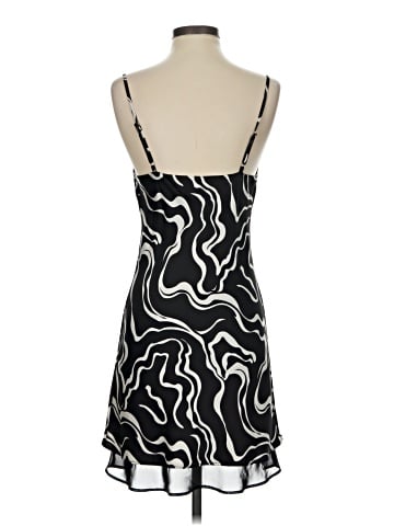Forever 21 Cocktail Dress (view 2)