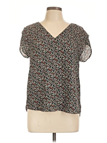 Lily White Short Sleeve T-Shirt (view 1)