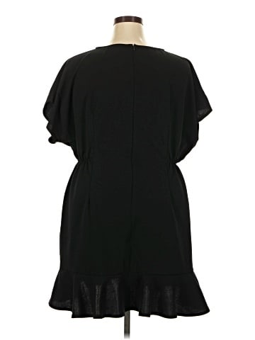 Donna Morgan Casual Dress (view 2)