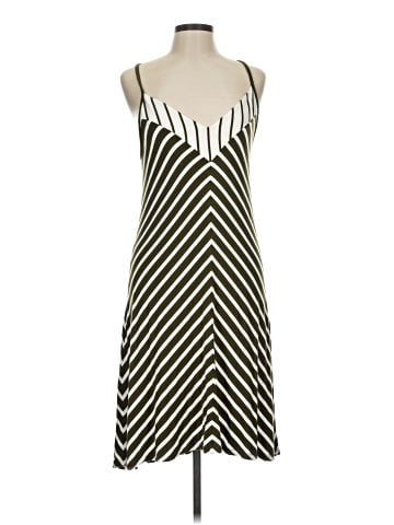 Laila Jayde Casual Dress (view 1)