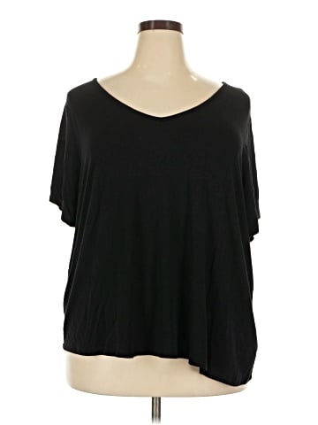 Old Navy Short Sleeve T-Shirt (view 1)