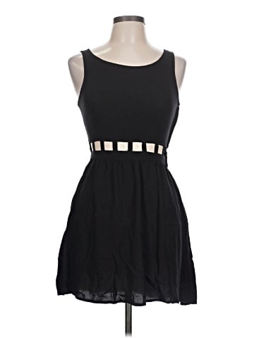 Dividends Casual Dress (view 1)