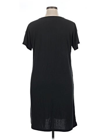 Columbia Casual Dress (view 2)