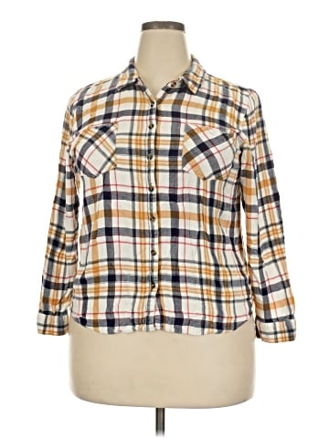Maurices 3/4 Sleeve Button-Down Shirt (view 1)