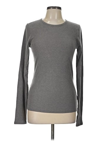Old Navy Long Sleeve T-Shirt (view 1)